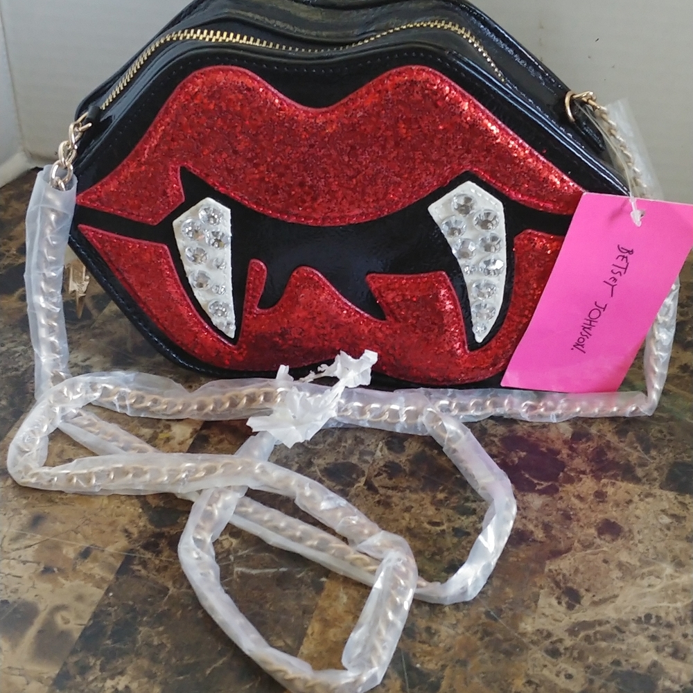 Betsey Johnson Glampire